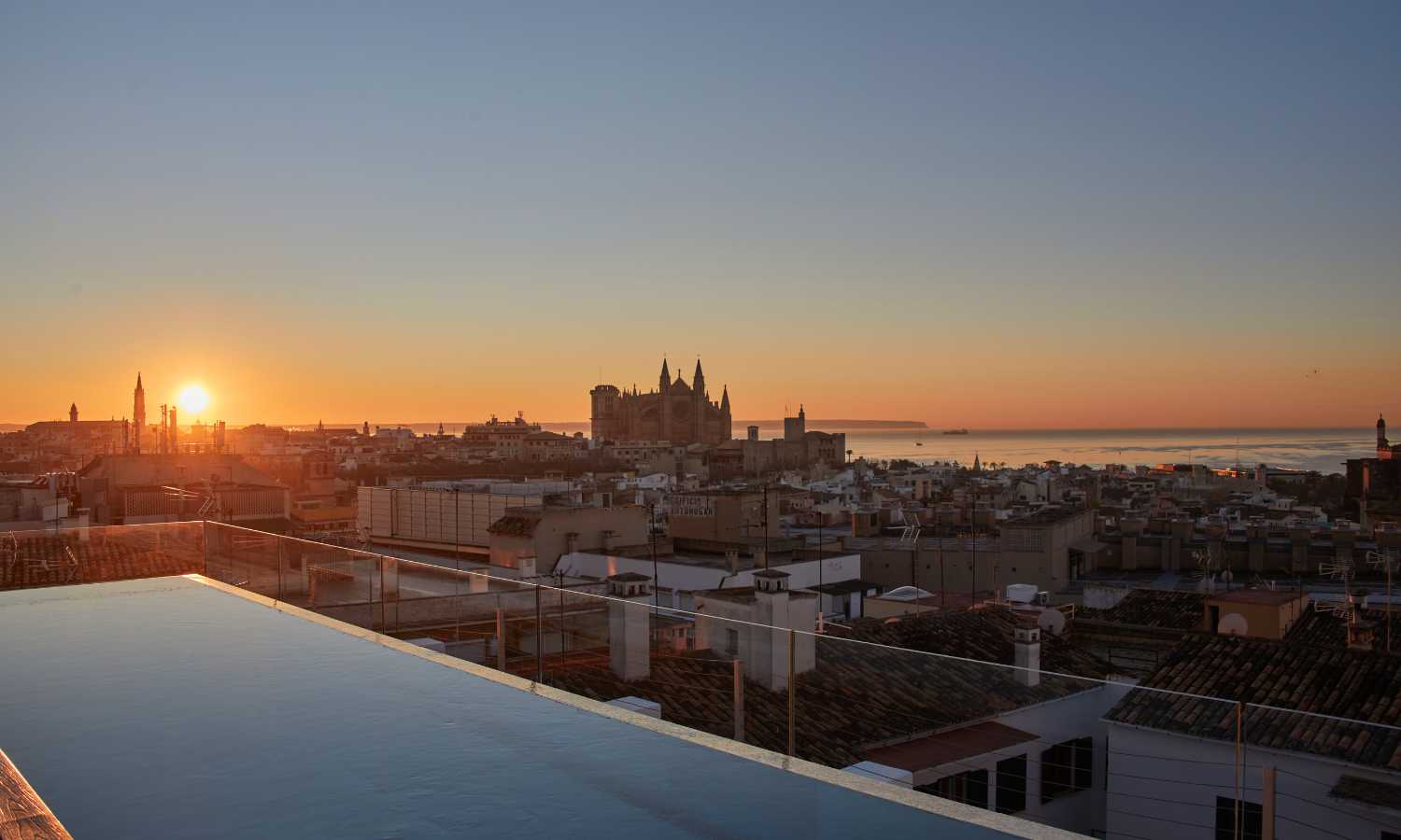 NAKAR HOTEL MALLORCA Top 3 spots to watch the sunset rooftop nakar atardecer sonnenuntergang