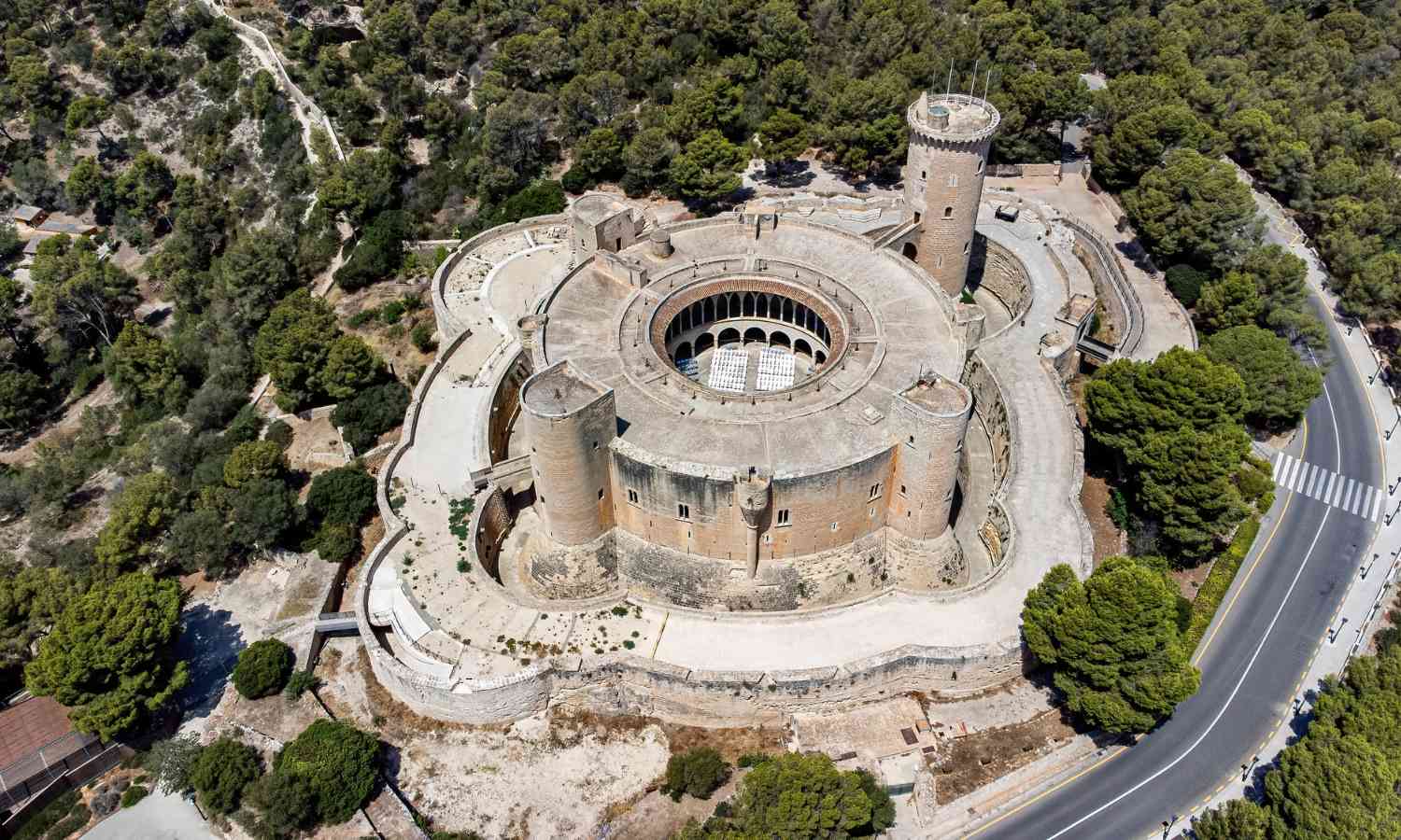 Nakar hotel - Palma's most emblematic buildings castillo bellver Burg