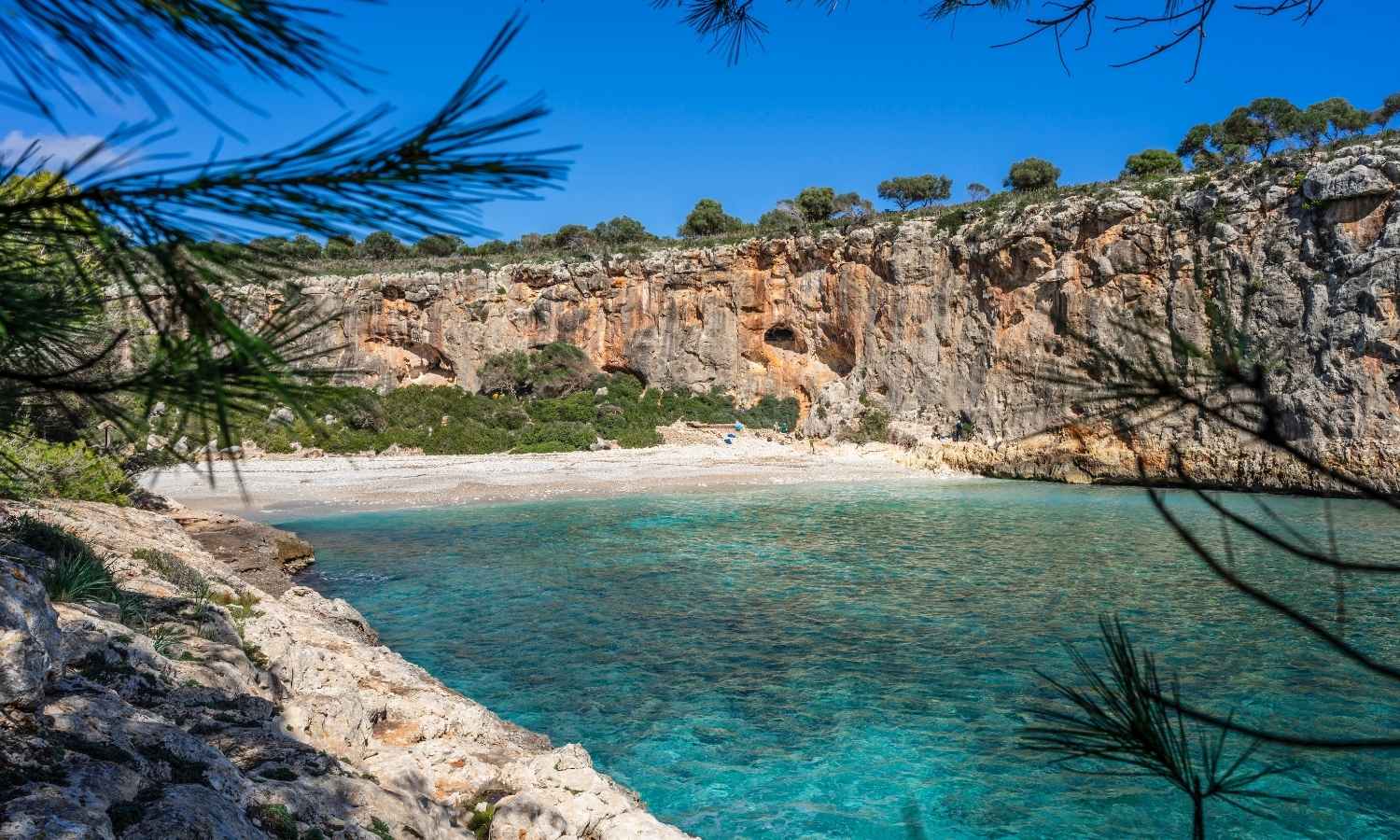 _Nakar hotel Mallorca - Palma guide - Hidden coves in Mallorca - Cala Magrana Manacor