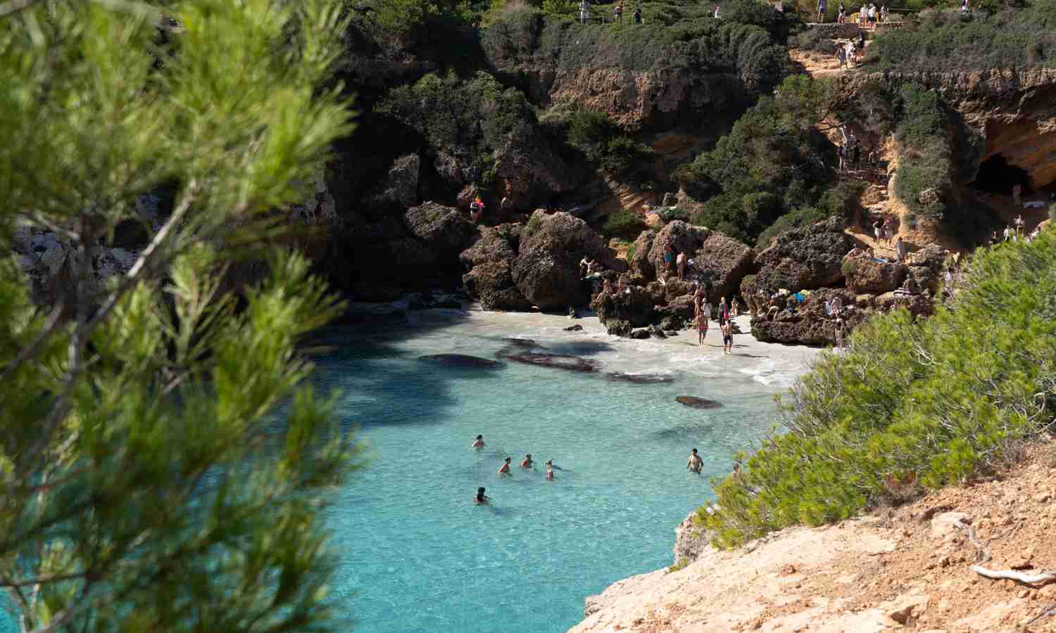 Nakar hotel Mallorca - Palma guide - Hidden coves in Mallorca - Calo des Moro calas Mallorca