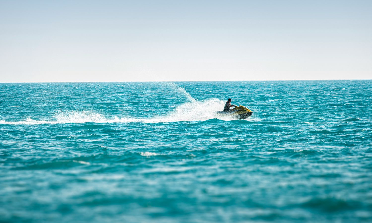  Nakar hotel PALMA GUIDE - Outdoor Adventure jetski Mallorca water sports  Wassersport
