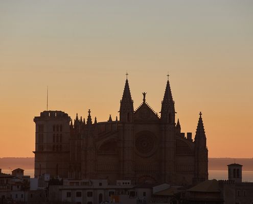 F Blog Nakar Hotel Palma Guide - Palma in winter - best things to do beyond the beacj