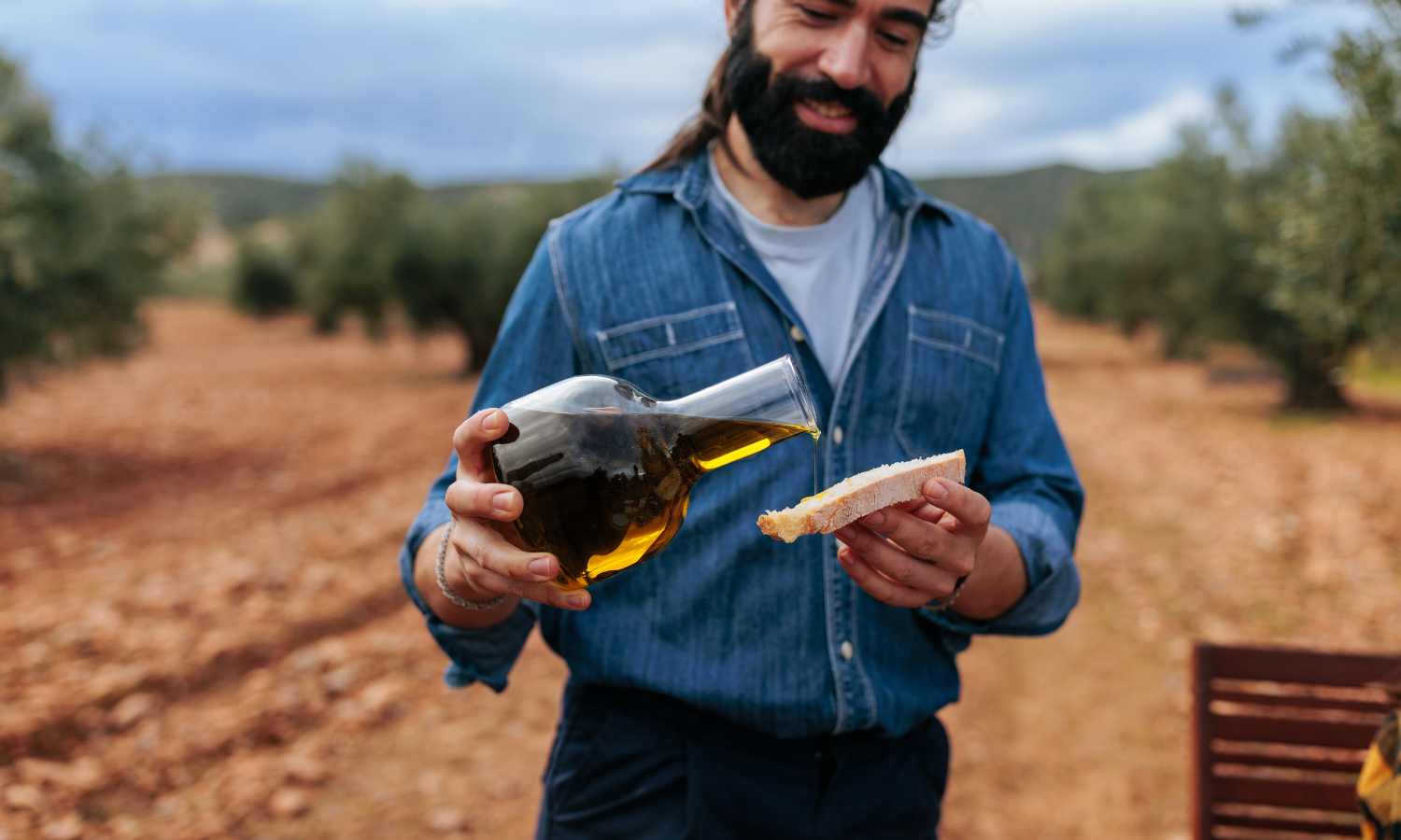 Blog Nakar Hotel Palma Guide - Discover Caimari & the olive route aceite de oliva